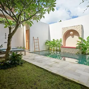 villa-luna-ola-berawa.hotelsseminyak.net/
